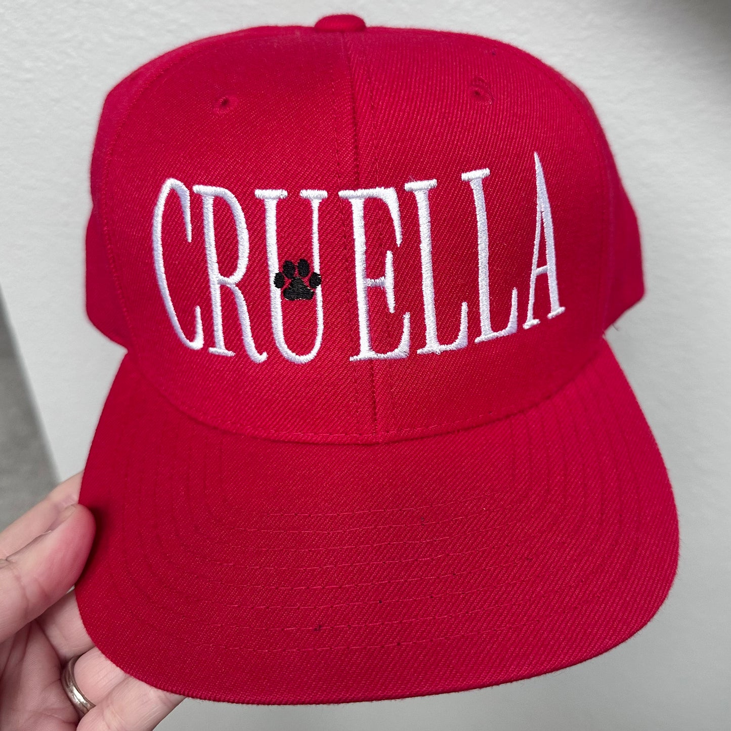 CRUELLA hat