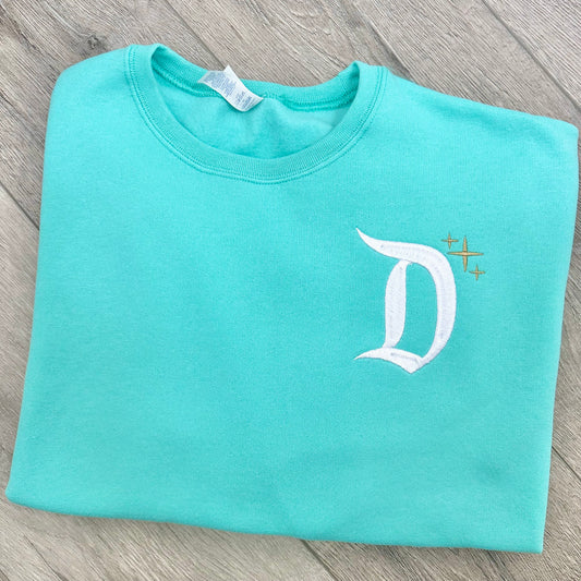 ✨D✨ sweater or tee