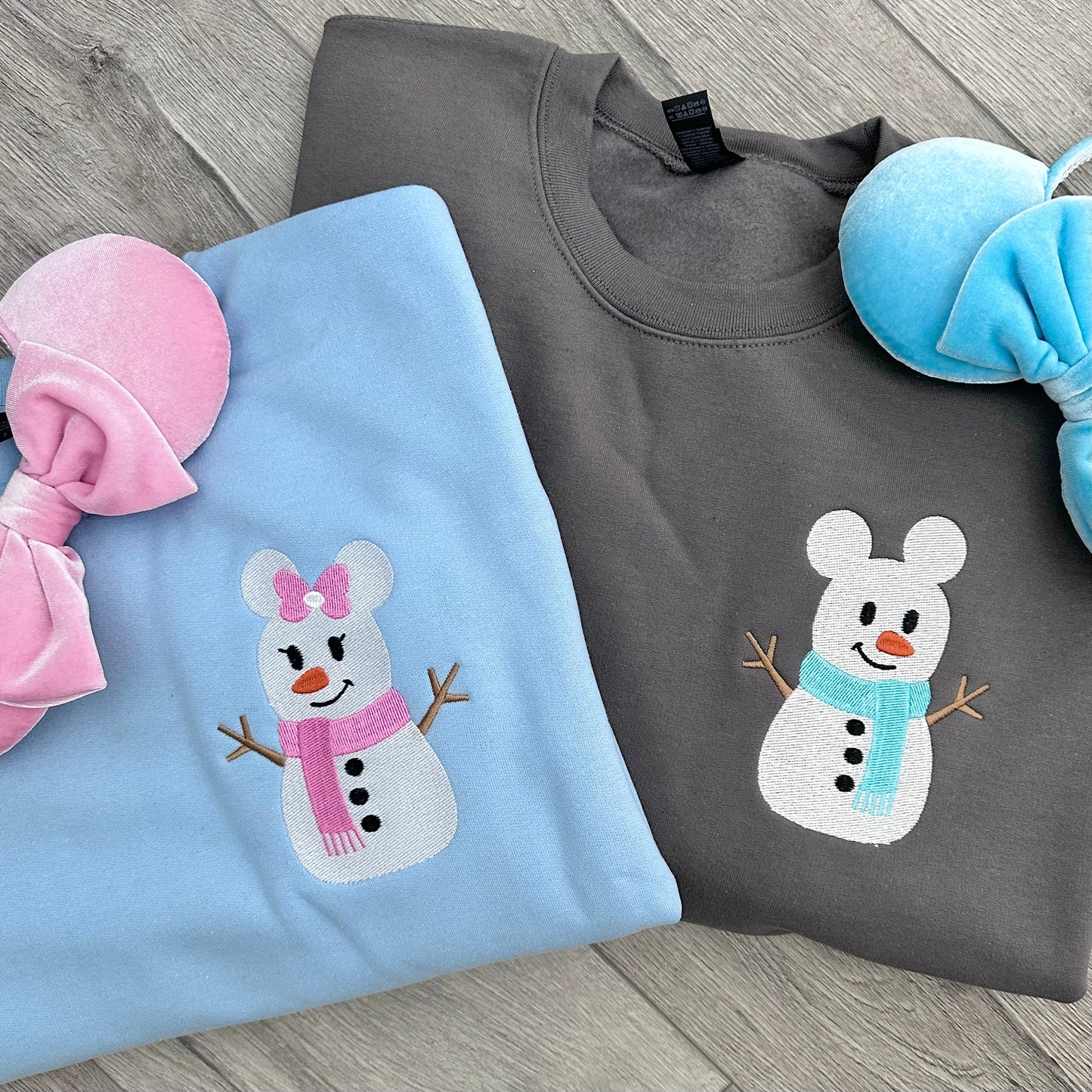 Pastel Mickey or Minnie snowman