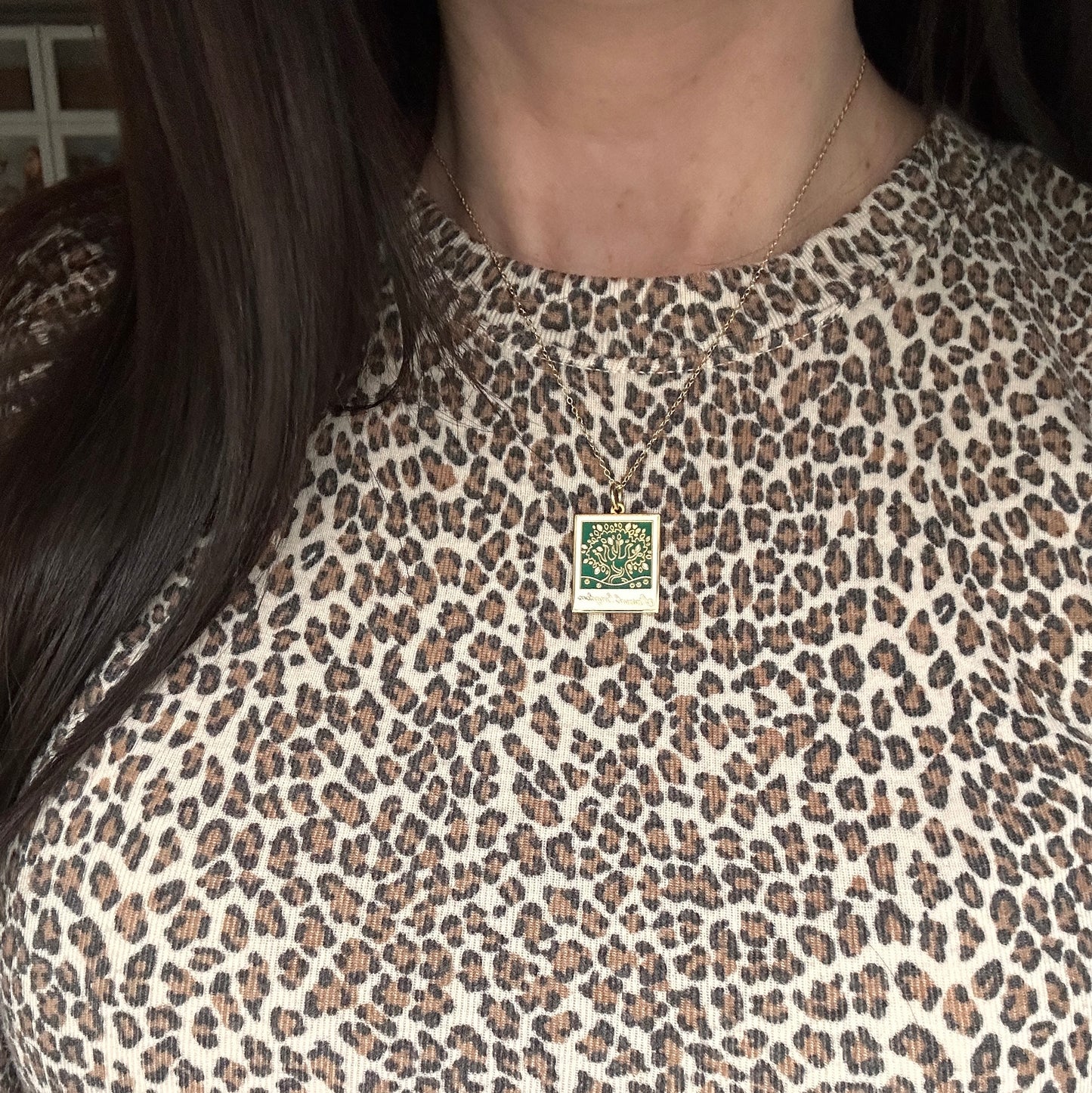 Snapshots Of Magic Necklace