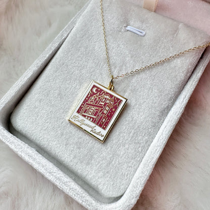 Snapshots Of Magic Necklace